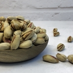 پسته اکبری خام