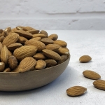 مغز بادام درختی لوکس خام